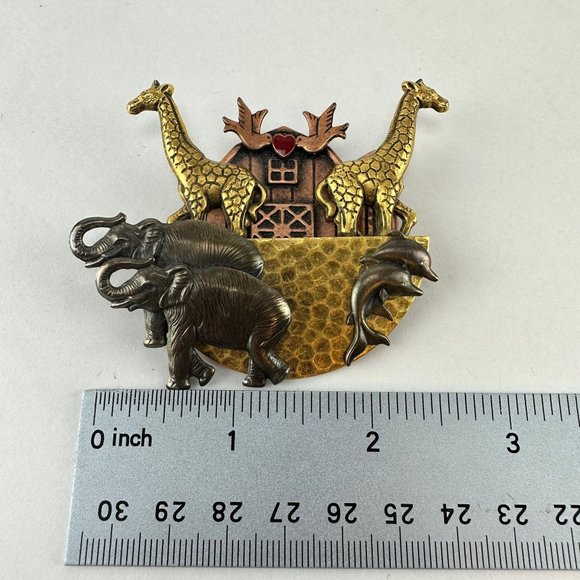 Noah's Ark Brooch Multi-tone Metal - Picture 3 of 3